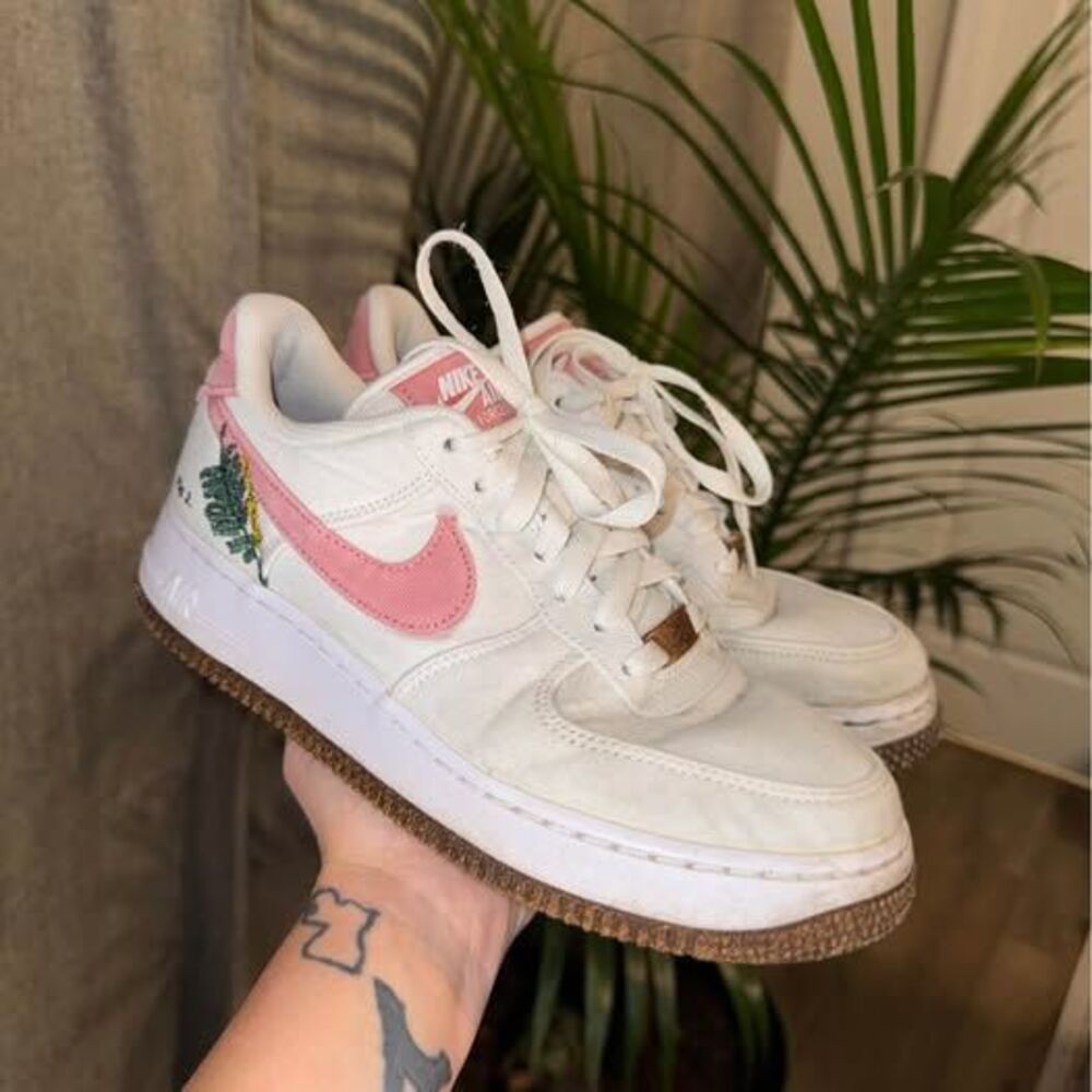 Nike Air Force 1 '07 LV8 Plant Dye size 7.5